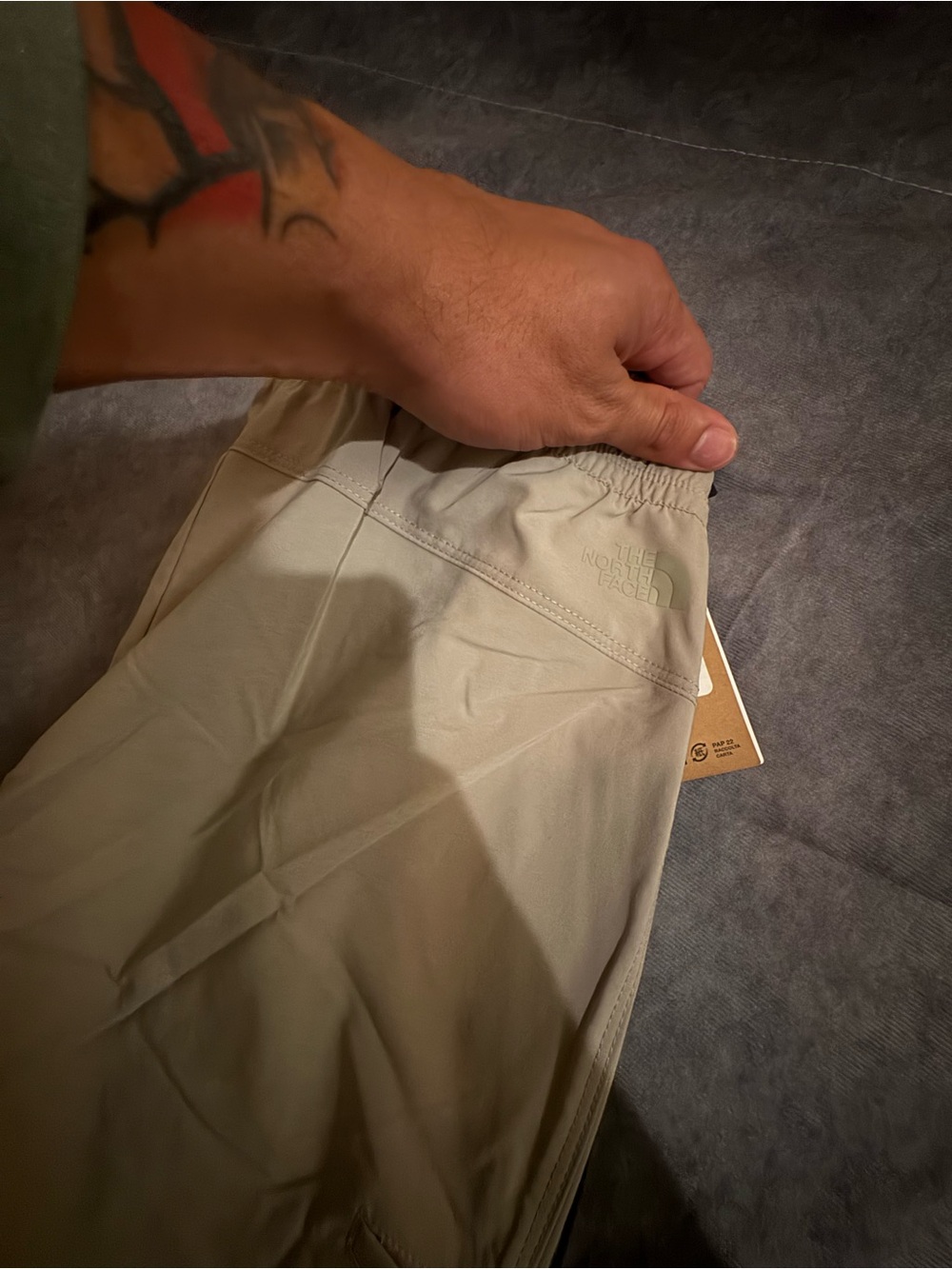 The North Face women  Lightweight Beige Pants